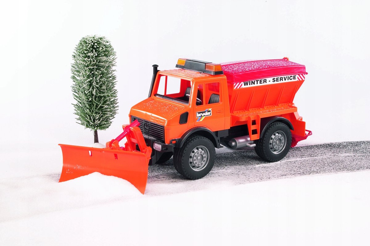 bruder Mercedes-Benz Unimog Winterdienst modelvoertuig thumbnail 3