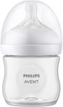Philips Avent babyfles van 125 ml, zonder vloeistof, met witte speen en transparante dop.