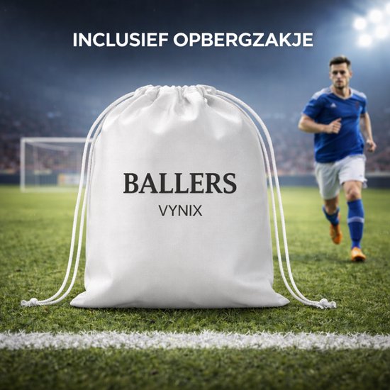 Wit Vynix Ballers opbergzakje met een man op een voetbalveld.
