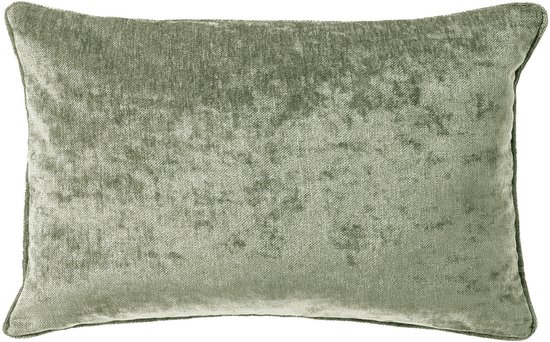 Coussin décoratif rectangulaire vert en velours brillant avec une texture subtile.