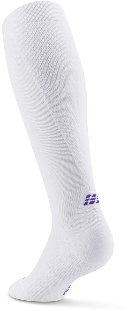 CEP Core Run Ultralight Compressiekousen - Wit