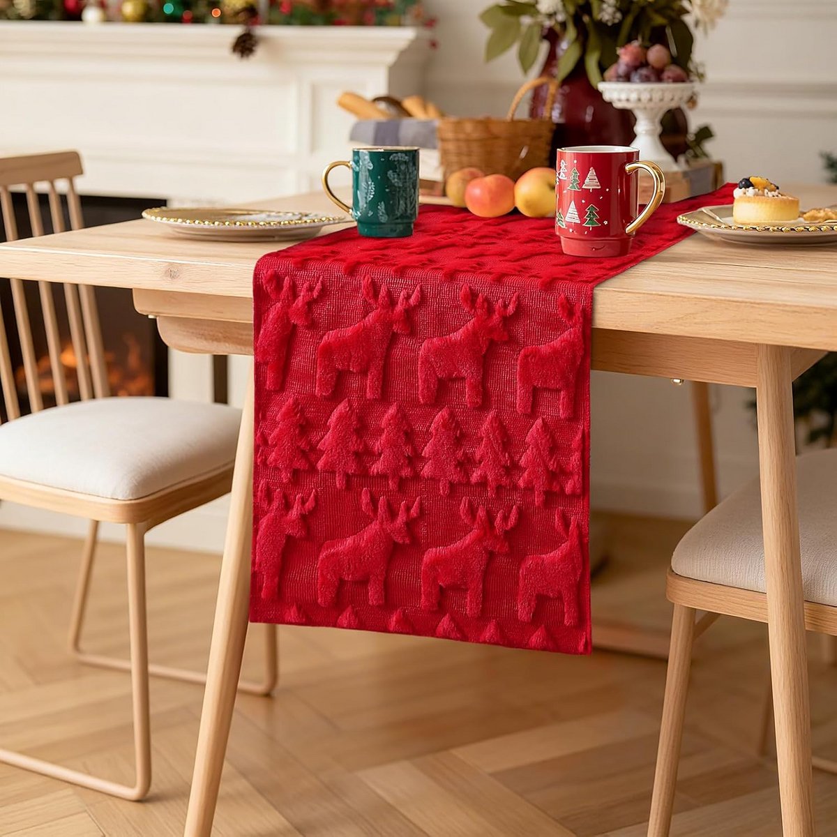 Luxe FluWelen Tafelloper Kerst Rood met Kerstbomen en Elanden 40x180 cm