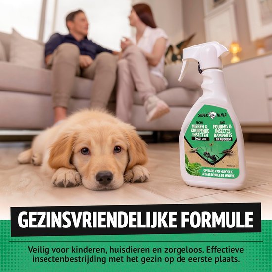 Hondje op de voorgrond, met een sprayfles op de achtergrond. Tekst 'Gezinsvriendelijke formule'.
