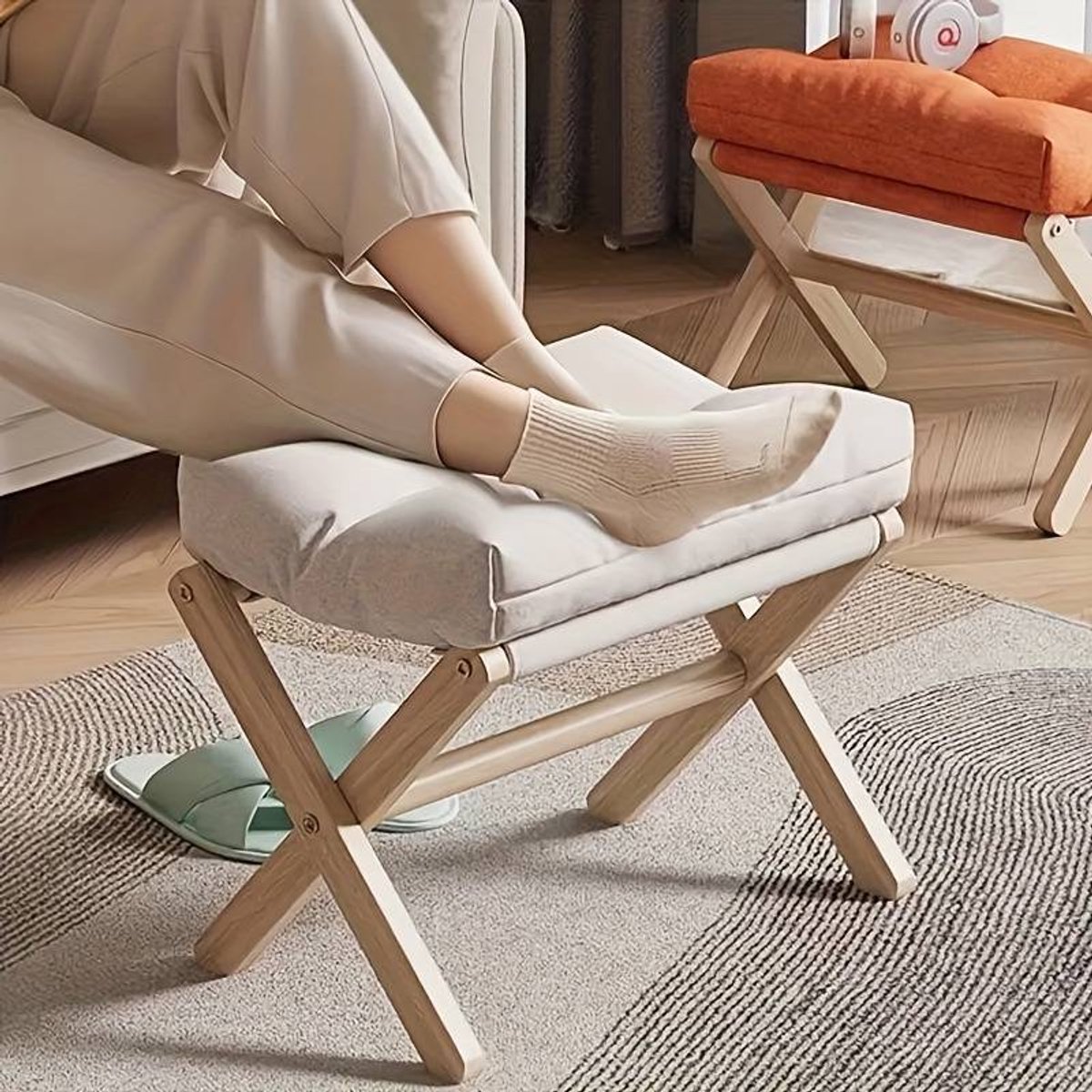Massief Houten Opvouwbare Voetenbank – Rechthoekig Design met Gevoerd Kussen – Draagbaar & Ruimtebesparend – Ergonomisch Voetenbankje voor Woonkamer, Slaapkamer & Kantoor