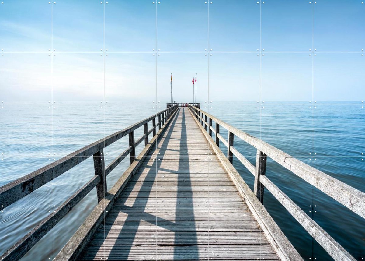 IXXI Wooden Pier at the Sea - Germany, Jan Becke - 140 x 100 cm - Gratis ophangtool - Grote wanddecoratie en posters - Fotografie, Kleurrijk, Natuur