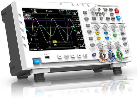 Oscilloscope numérique blanc avec accent gris, l'écran affiche deux ondes, surélevé avec réflection.