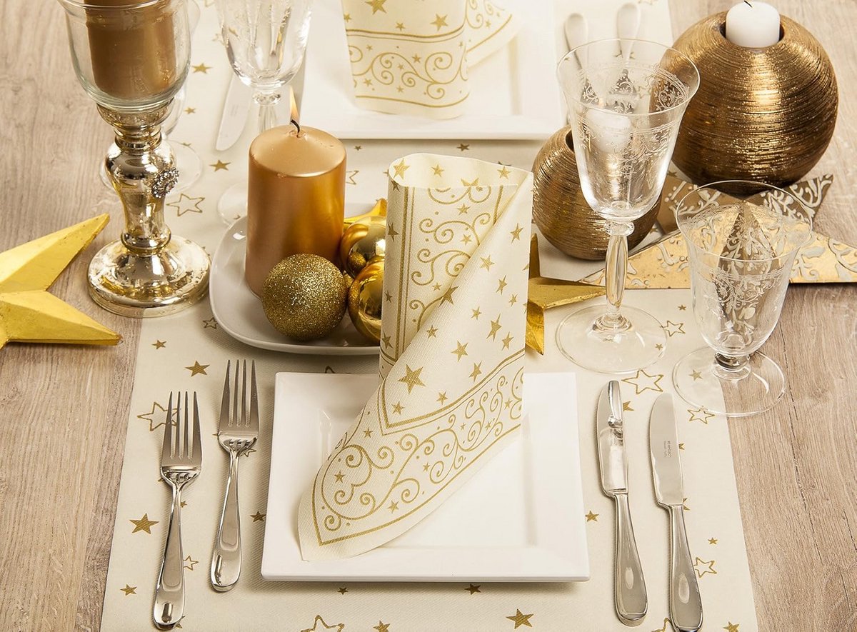 Luxe Airlaid Tafelloper Kerstdesign - Champagner Kleur - 40 cm Breed - Perforatie