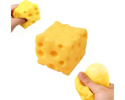 Stressverlichtend Speelgoed - Zachte en luchtige blokjeskaas - 5cm - kaas - Anti-Stress Speelgoed - Fidget Squishy - Angstverlichting - Stressbal - Knijp Speelgoed - Knijpbal - Fidget Toys - Anti-Stress Knijpspeelgoed - Kneedbaar speelgoed - Geel