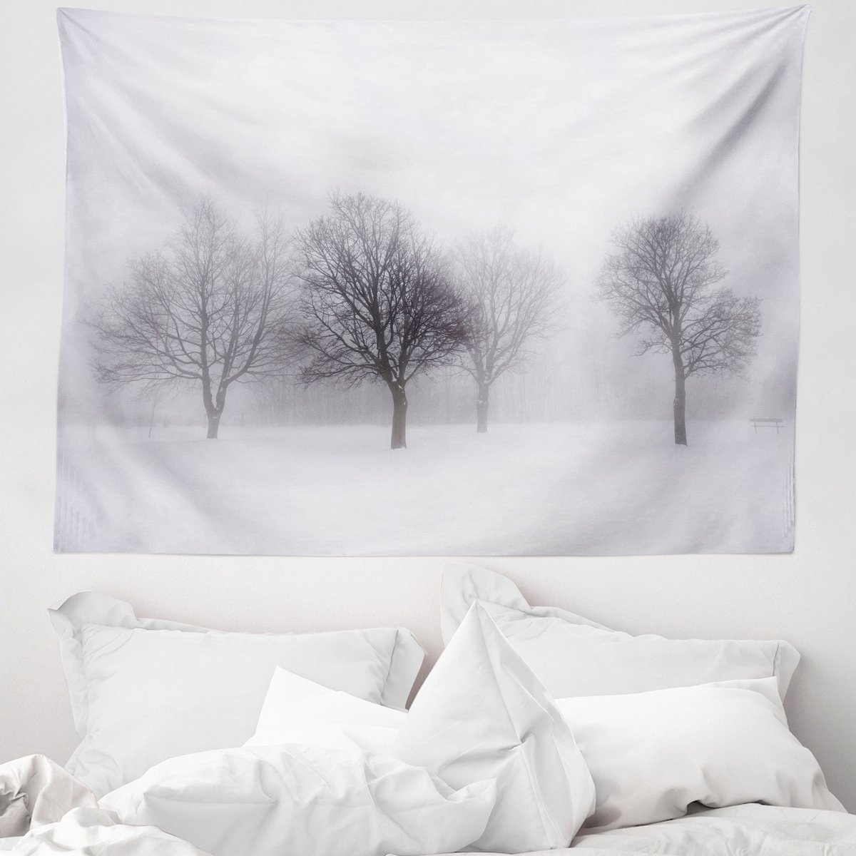 ABAKUHAUS Wintertapijt, Mistig koud landschap met kale boomtakken in weersinvloeden, 150 x 110 cm, Grijs wit