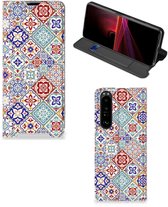 Étui pour téléphone portable Sony Xperia 1 III Book Case avec photo carrelages couleur