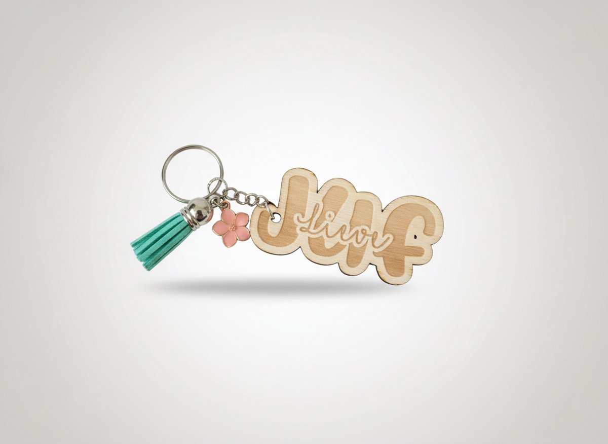 Houten Sleutelhanger Juf - Sleutelhanger - Gepersonaliseerd met naam - Ook voor Meester Zorgjuf Leidster Trainer kinderverzorgster etc...