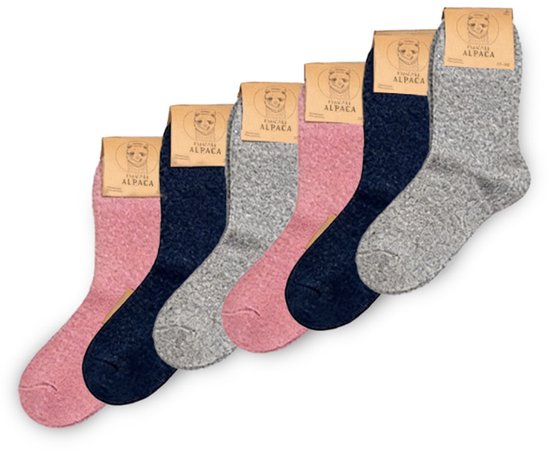 Zes paar alpacawollen sokken in het roze, donkerblauw en grijs.