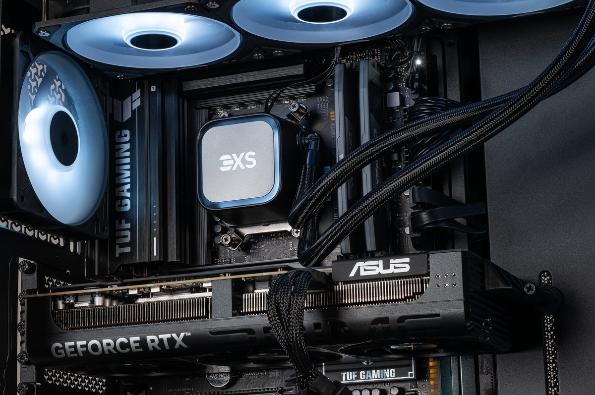 Scan 3XS Revenge Liquid-Cooled Gaming PC - afbeelding 3