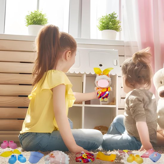 Leuke Poppenkleding Sets - Mini Accessoires - Poppen Aankleden - 3 Sets Inbegrepen - 17 x 10 cm van Merkloos — afbeelding 2