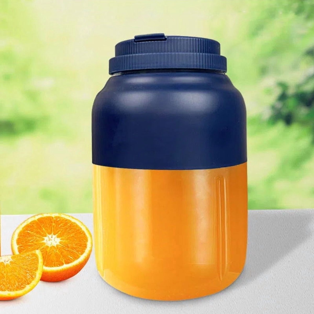 Draagbare, oplaadbare sapcentrifuge met een inhoud van 1300 ml, maakt snel smoothies, heeft een krachtige ijsvergruizer, is een handige reis-sapcentrifuge met grote capaciteit en een oplaadbare persoonlijke blender via USB.