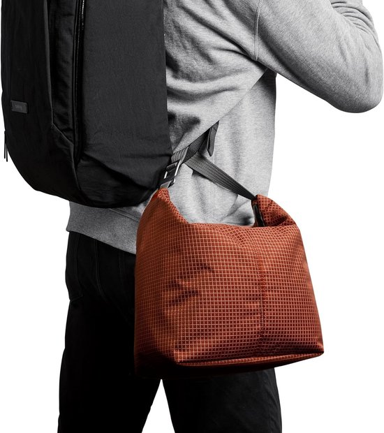 Bellroy Lite Cooler Caddy (10 liter geïsoleerde zachte koeltas met waterdichte voering, ingebouwde flesopener, plat op te vouwen als hij leeg is) - Clay — afbeelding 5