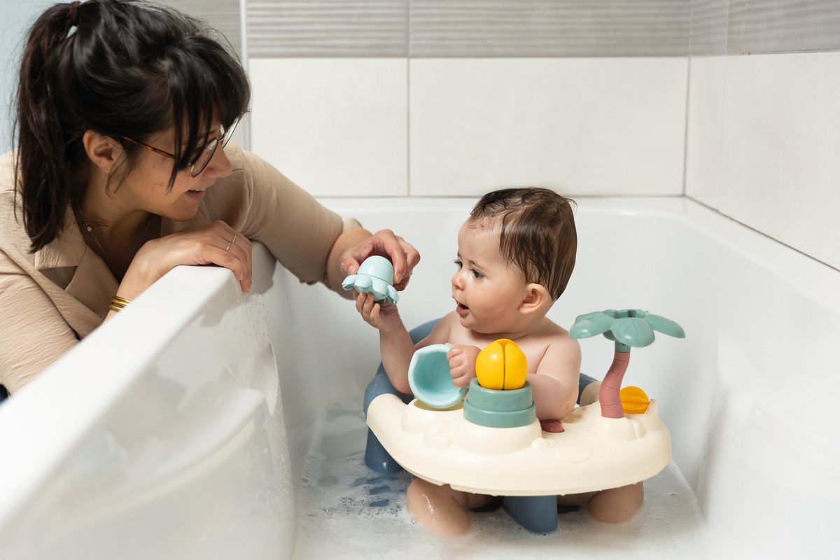 Smoby - badspeelgoed - baby badzitje met leuke accessoires — afbeelding 4