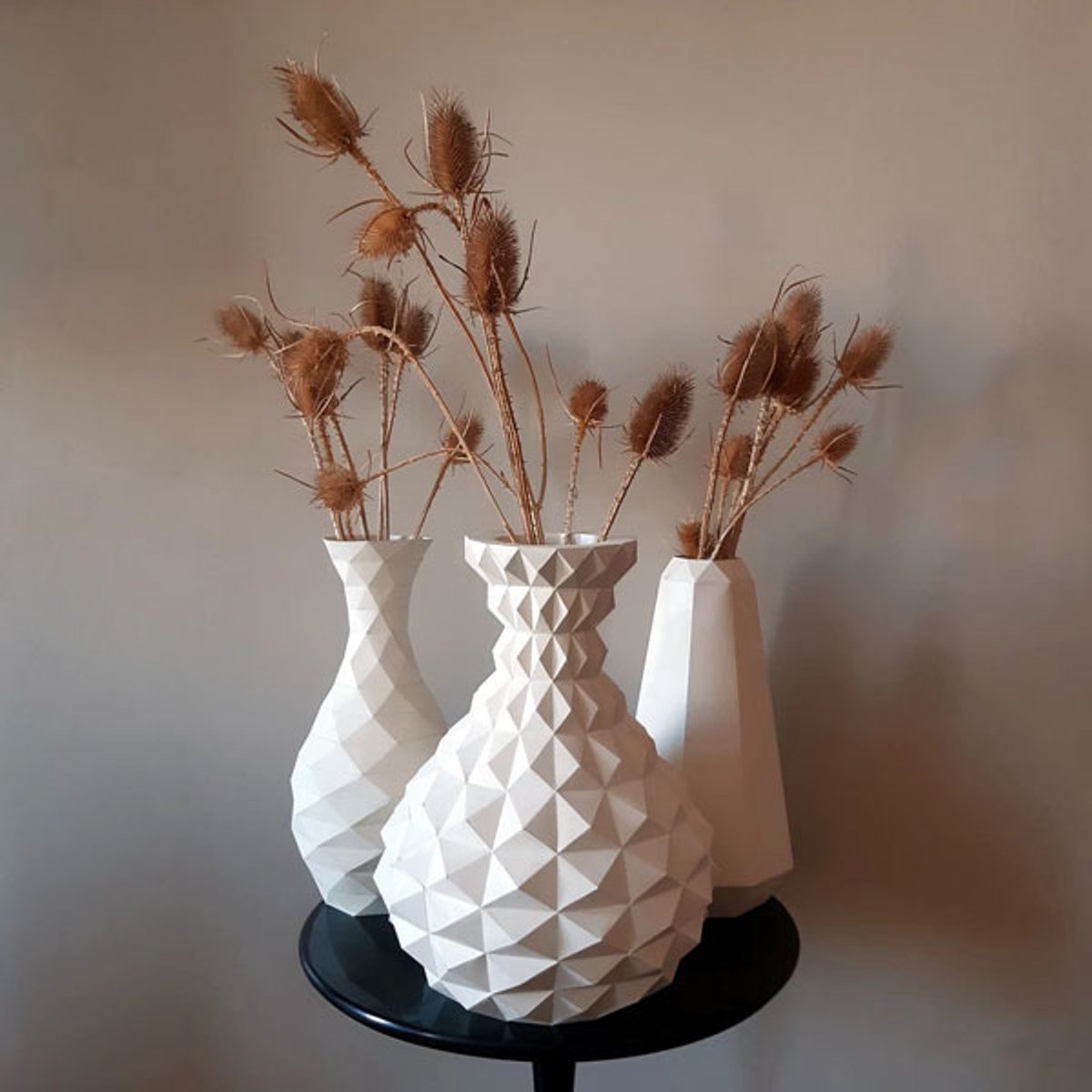 3D Papercraft Kit Vazen – Compleet knutselpakket met snijmat, liniaal, vouwbeen, mesje – set van 3 – Wit
