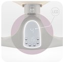 Close-up van het digitale bedieningspaneel van de babyschommel met LED-display, instelbare snelheden en timer.