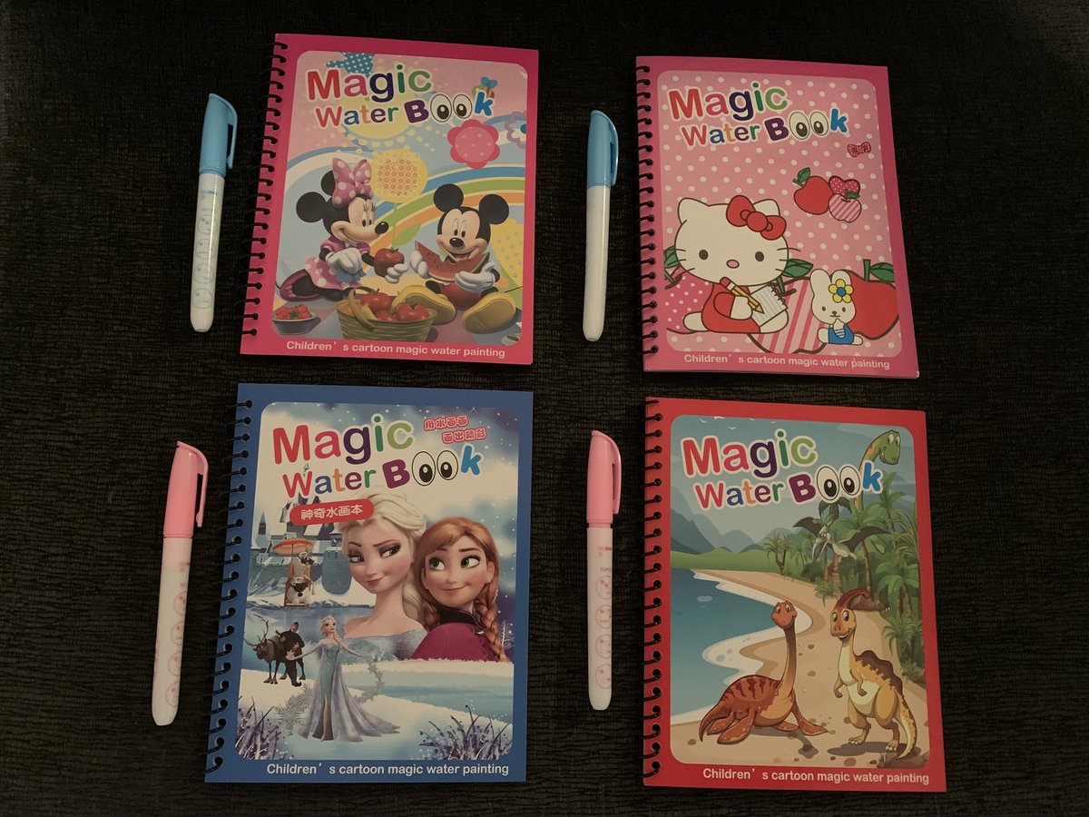 Magic Water Book - Set van 4 magische water kleurboekjes met waterpen - Mickey & Mini Mouse, Hello Kitty, Frozen, Dino