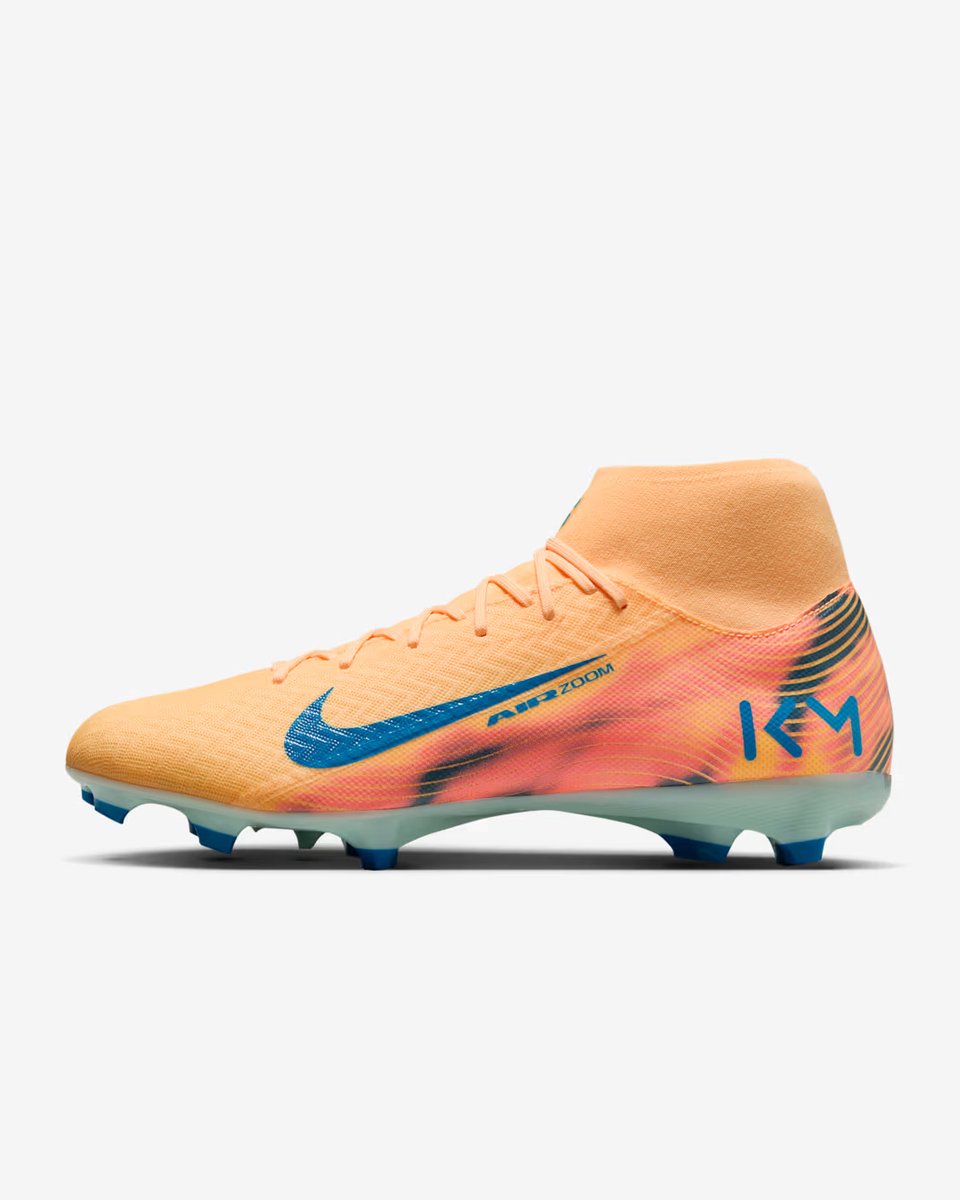Nike Mercurial Superfly 10 voetbalschoenen in oranje, maat 40.5, met verbeterde Air Zoom unit voor extra snelheid.