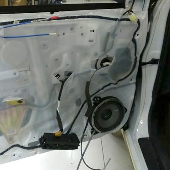 Aanrijding auto en vrachtwagen op N564 [ foto] | Transport Online