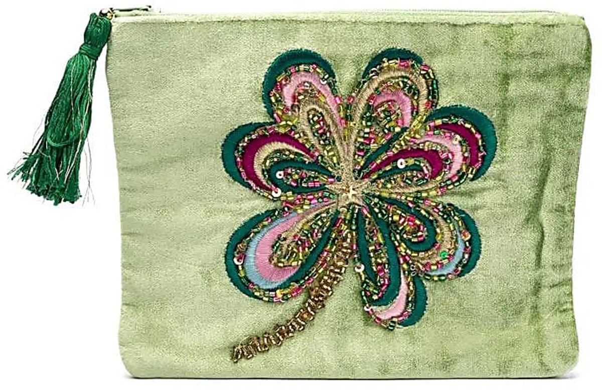 Etui fluweel groen met klavertje vier – 20 cm x 15 cm