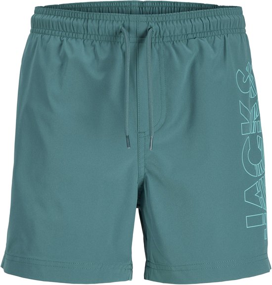 Short de bain turquoise avec ceinture élastique, cordon de serrage et logo vertical sur le côté.