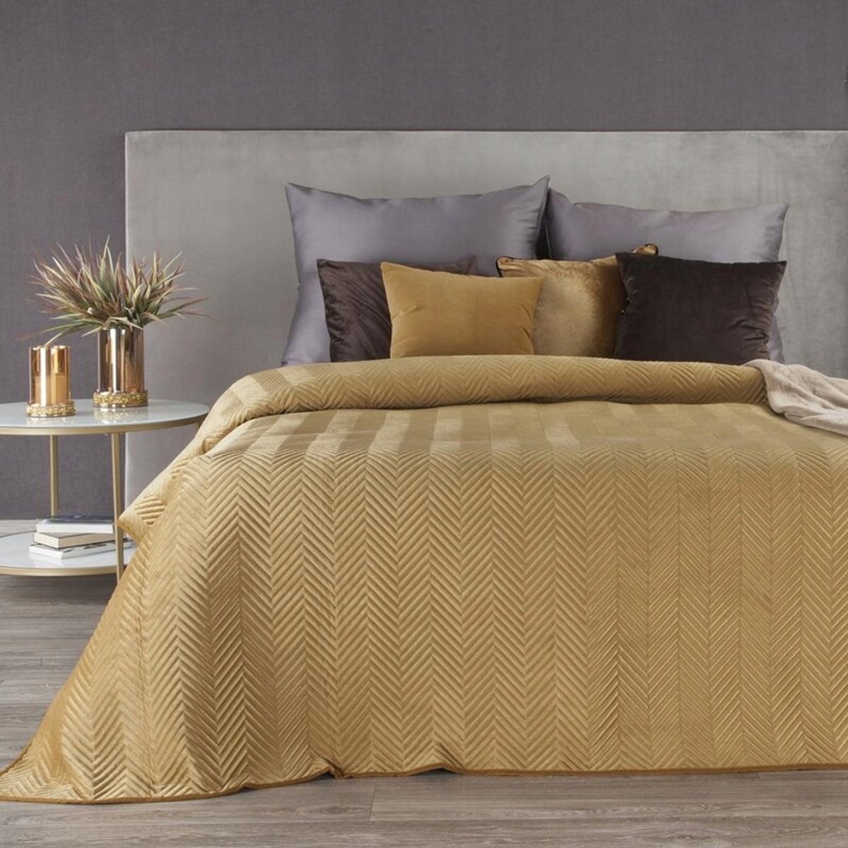 Luxe Fluwele Bedsprei Sofia 200x220cm Honingkleur