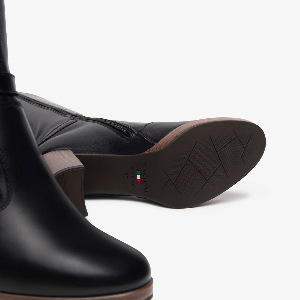 Nerogiardini Zwarte Tpu Enkellaarzen Met Lus + T - Fashion Wear - Vrouwen