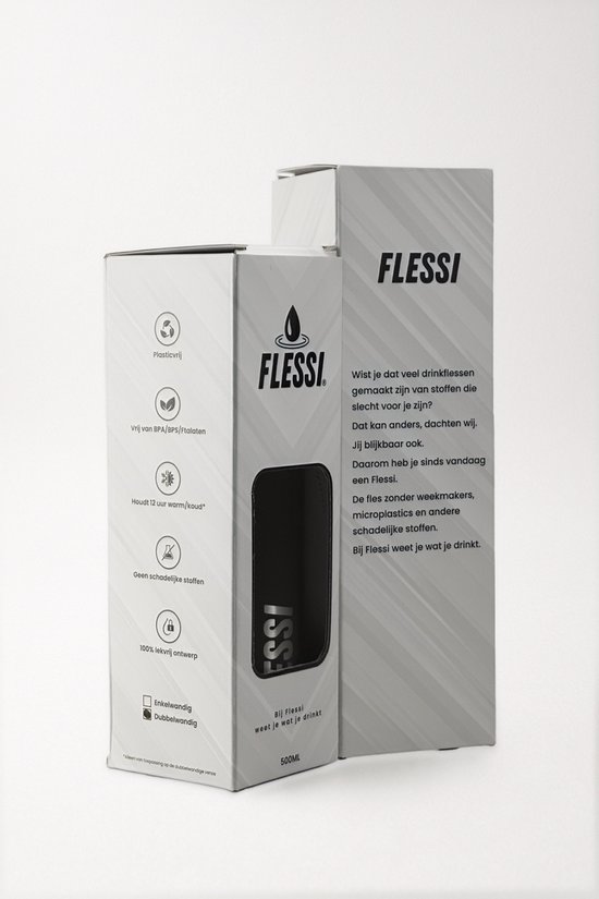 Flessi verpakking met een doos en een flesje, beide met het Flessi logo en informatie over plasticvrij drinken.