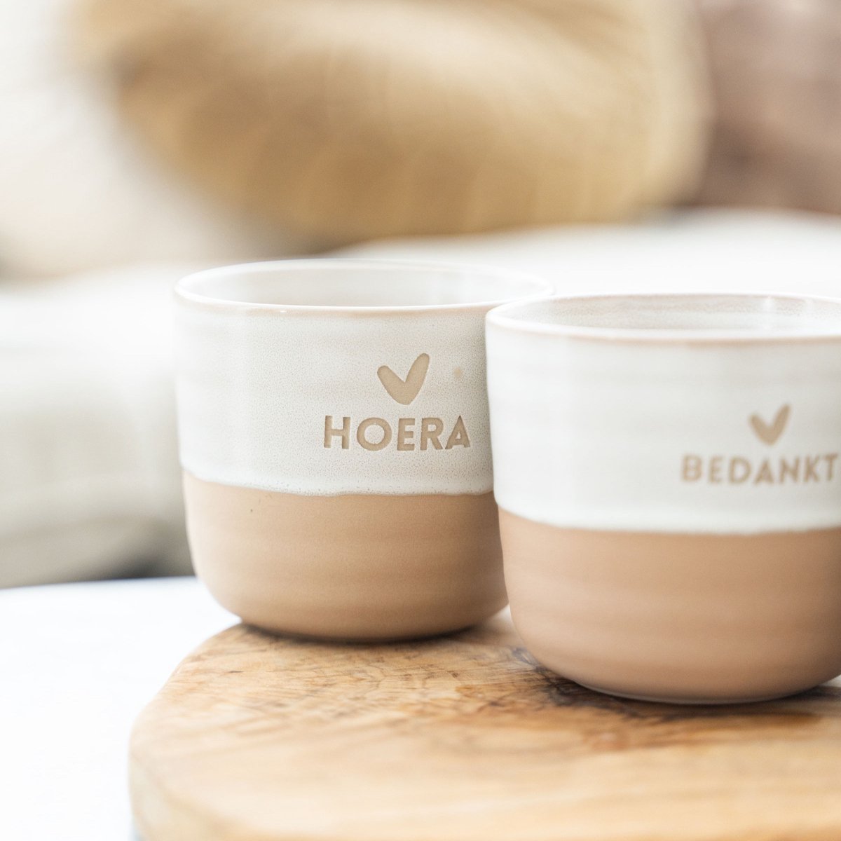 Lottea Theemok aardewerk Hoera - mok, verjaardag cadeau vrouw, thee mok, theemok groot, thee cadeau
