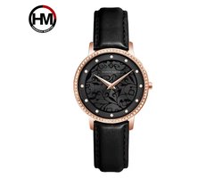 HANNAH MARTIN horloge met kristal diamantjes, zwarte lederen polsband, zwarte wijzerplaat, gouden horlogekast en gouden wijzers voor dames met stijl ( model 1073 P-HFH )