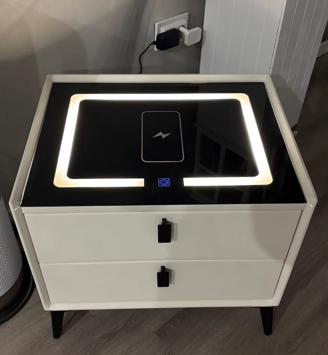 Slim nachtkastje, modern nachtkastje met draadloos laadstation, USB-poort, 3 kleuren LED-verlichting en Bluetooth-luidspreker, opberglades met vingerafdrukslot (Kleur: Bianco, Maat: 50x40x46