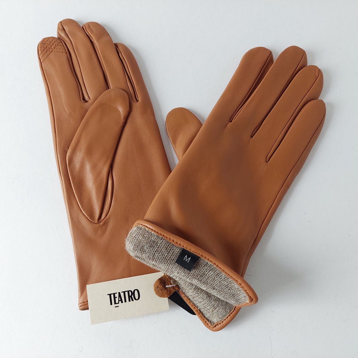 handschoen dames - schapenleer - top kwaliteit Italy - wol/acryl binnenzijde - cognac - maat M