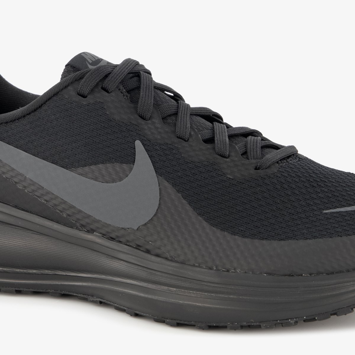 Nike Revolution 8: lichtgewicht hardloopschoen met foam-demping thumbnail 4
