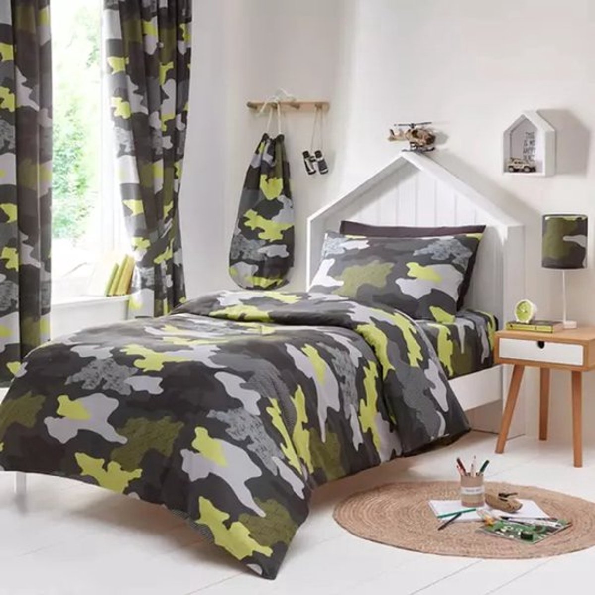 Camouflage - dekbedovertrek - Lits-Jumeaux met 2 kussenslopen - Camo Legerprint - Dekbed - Groen - geschikt voor 240 x 200/220 cm.