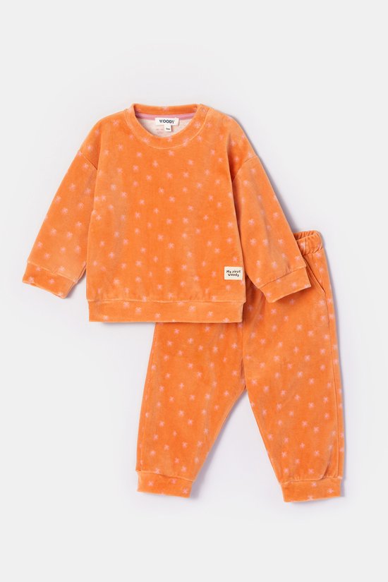 Ensemble de pyjama orange en velours avec imprimé intégral de étoiles roses.