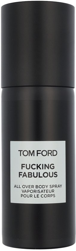 Zwarte flacon met witte opdruk: TOM FORD FUCKING FABULOUS ALL OVER BODY SPRAY, VAPORISATEUR POUR LE CORPS.
