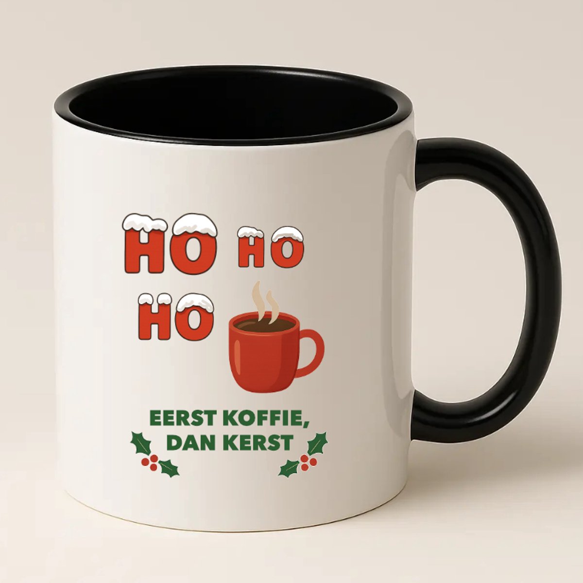 Ho Ho Ho... Eerst koffie, dan Kerst - Zwart Mok met Tekst - Leuk voor onder de Kerstboom - Kercadeautje