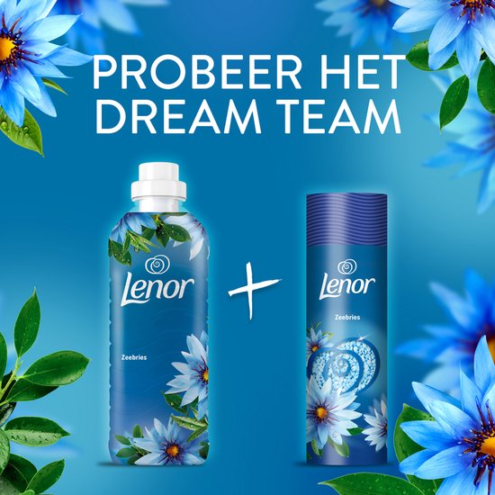 Bouteille d'adoucissant Lenor et spray de perles parfumées Lenor avec des fleurs et des feuilles bleues. Texte : 'ESSAYEZ L'ÉQUIPE DE RÊVE'.
