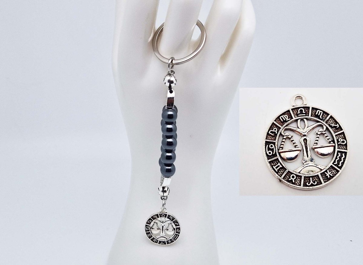 Handgemaakte Natuurstenen Sleutelhanger "Hematiet "- Met metaal hanger - 8 mm diameter van de korrel- Mooie accessoire en decoratie voor de auto-Vaderdag Cadeau -Moderdag Cadeau - Cadeau vrienden