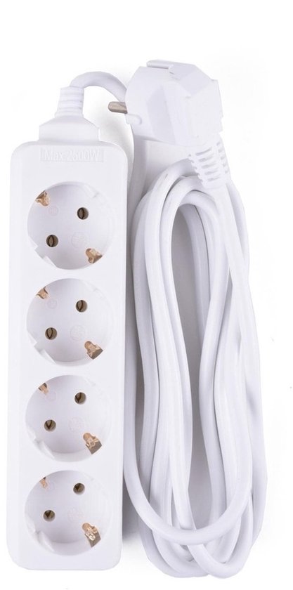 Witte, 4-voudige stekkerdoos met 1,5 meter snoer, deels opgerold.