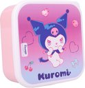 Roze lunchbox met Kuromi-print en witte rand. Met kersen en hartjes.