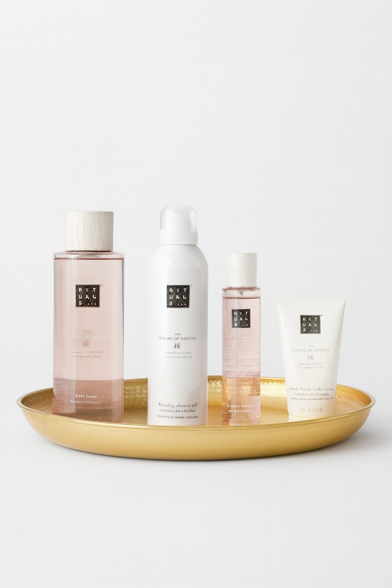 Rituals of Sakura - Geschenkset - Bath Foam 500 ml - Doucheschuim 200 ml - BodyHair Mist 50 ml - Body Cream 70 ml - Rituals Product - Luxe Gouden Rond Decoratieve Dienblad