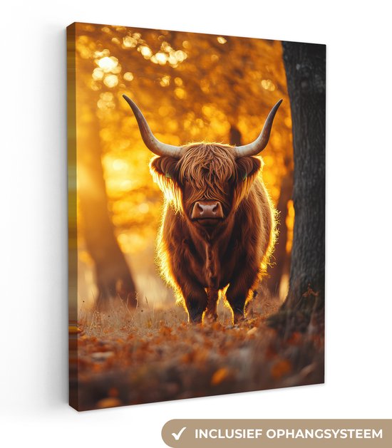 Canvas schilderij 30x40 cm - Wanddecoratie Schotse hooglander - Bos - Herfst - Dieren - Natuur - Bladeren - Muurdecoratie woonkamer - Slaapkamer decoratie - Kamer accessoires - Schilderijen op canvas