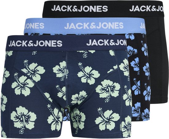 3-pack Jack & Jones boxershorts: zwart met groen-blauwe hibiscus, zwart met blauwe hibiscus, en zwart.