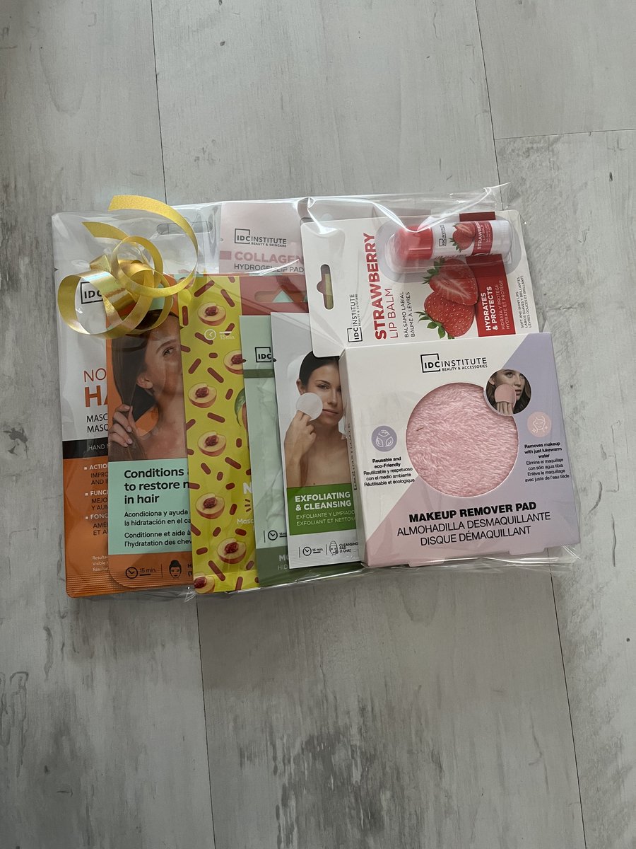 Gezichtsverzorging & Haarverzorging Set– 8-delige Skincare Giftset – Gezichtsmasker, Keratine Haarmasker, Oogpads, Lippenmasker & Lippenbalsem- cleansing pad- remover pad-handmasker – Hydraterend & Voedend-Verzorgingsset voor Vrouwen-valentijnscadeau