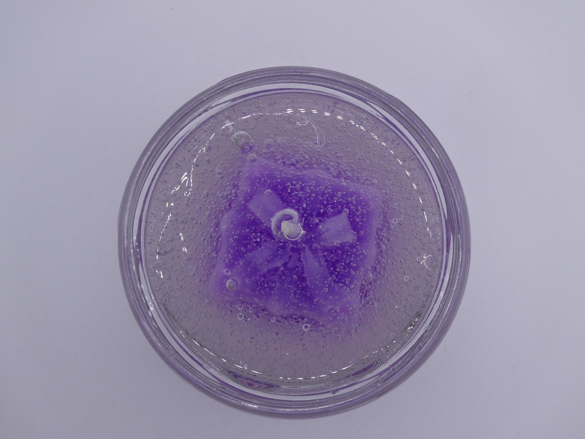 Kaars in pot. Cadeautje voor jou. Met gel wax gemaakt.
