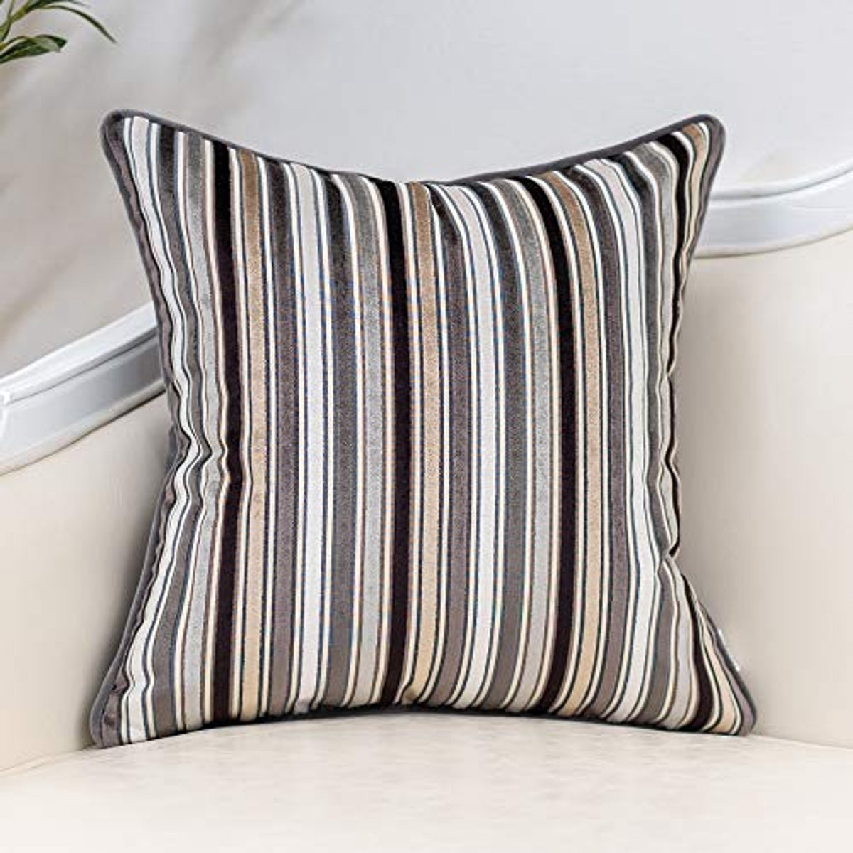 Gestreepte Fluwelen Kussensloop 18x18 Inch - Moderne Decoratieve Kussenhoezen voor Woonkamer en Slaapkamer